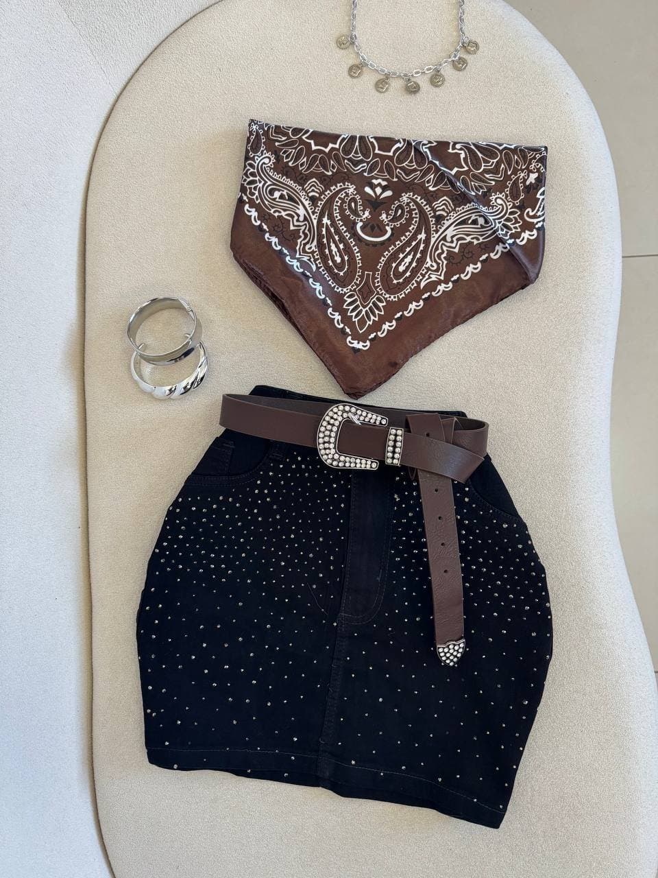 Saia Preta Jeans Lycra Com Strass