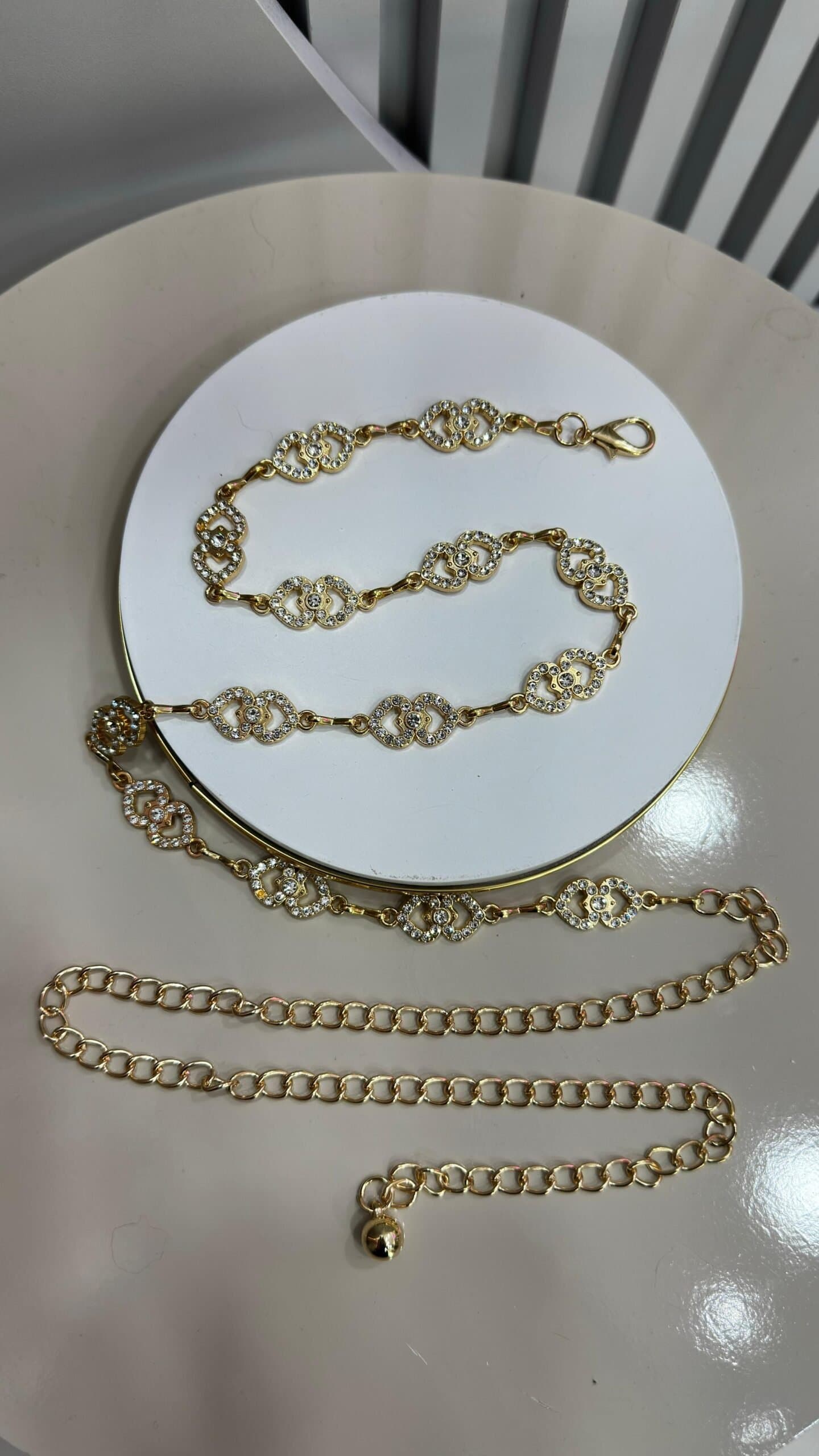 Cinto Corrente Dois Corações Strass Dourado