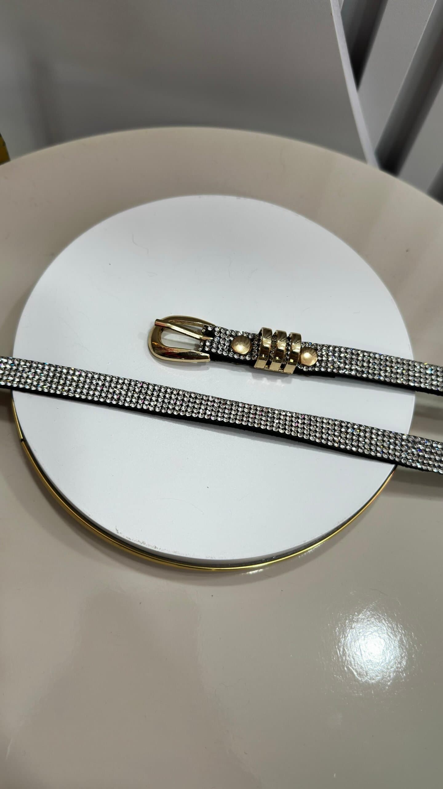 Cinto Faixa Strass Prata Fivela Dourada