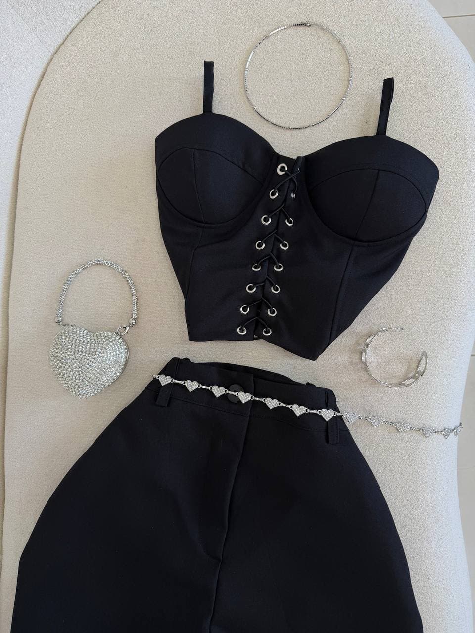 Conjunto Alfaiataria Corset + Saia/shorts Valen Preto