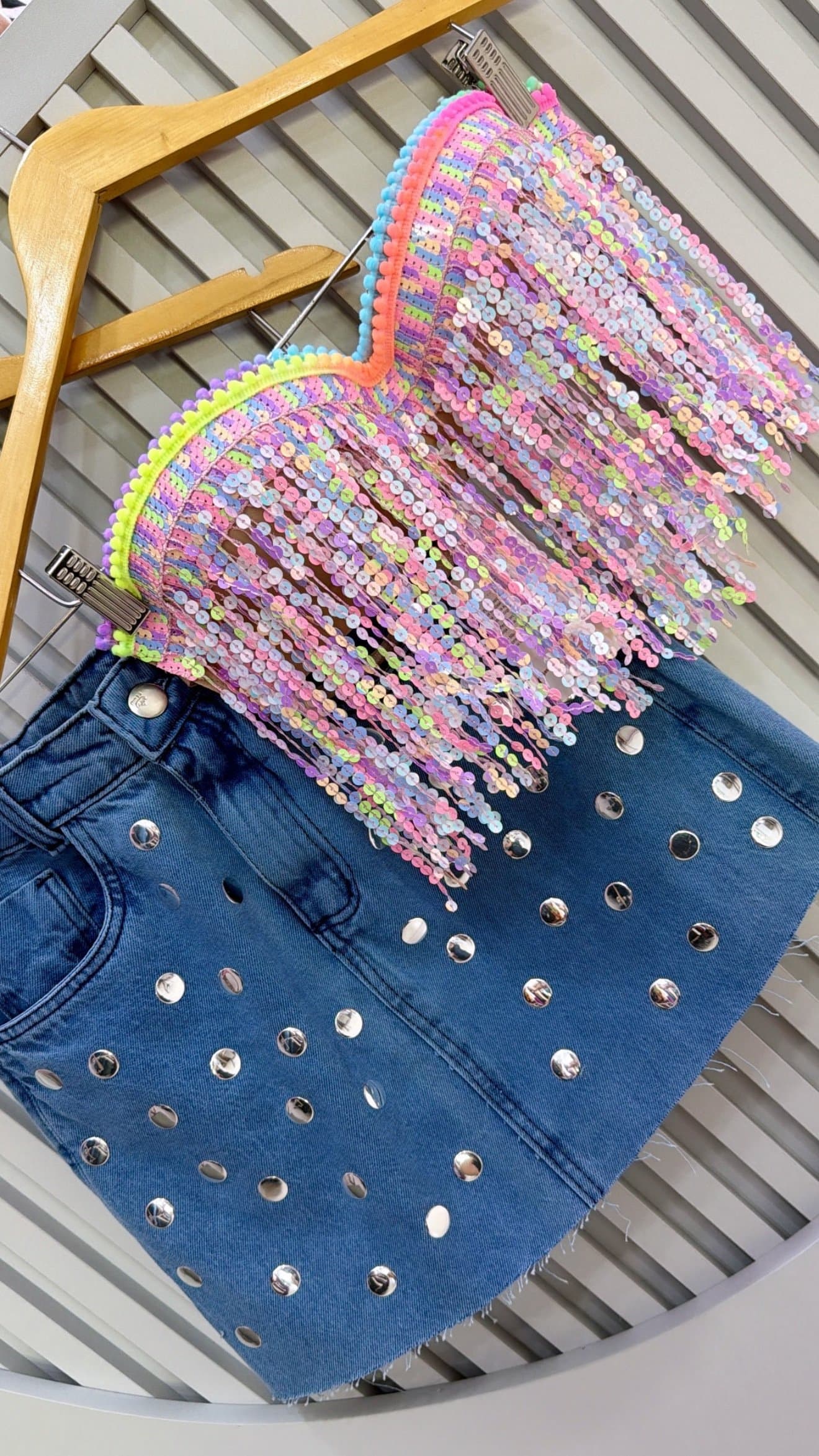 Cropped Top com Franjas Paetes Shine