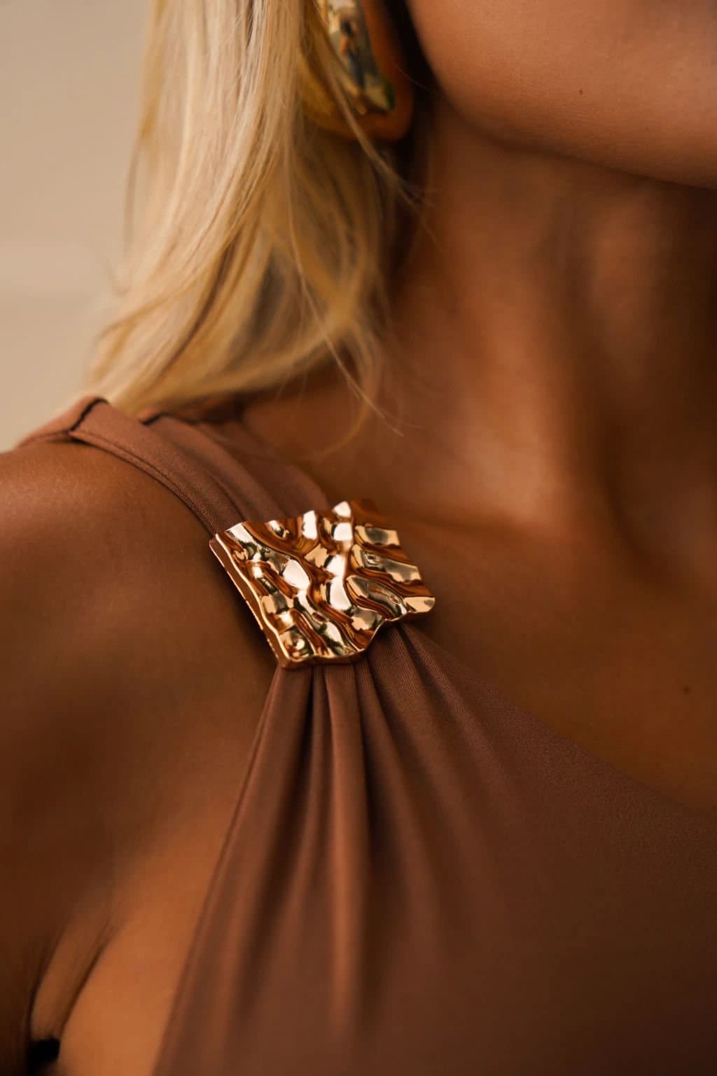 Vestido Longo Bárbara Marrom