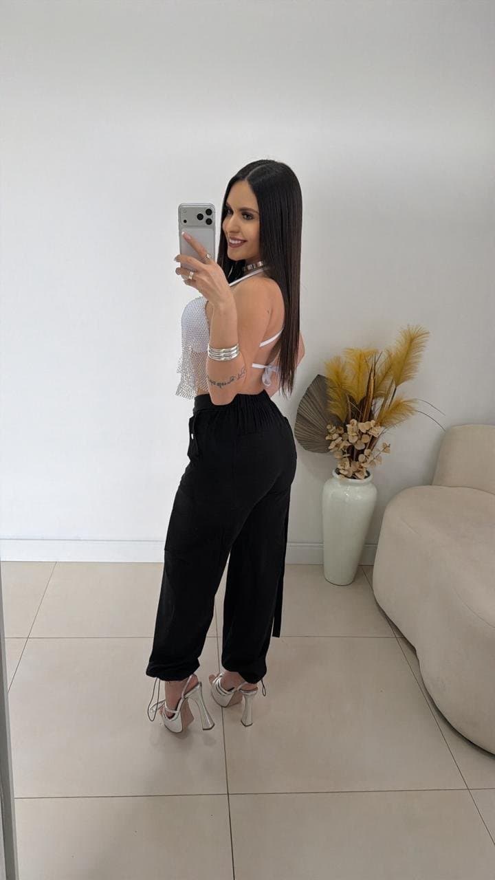Calça Cargo Preta (pode ser usado como wide leg e jogger)