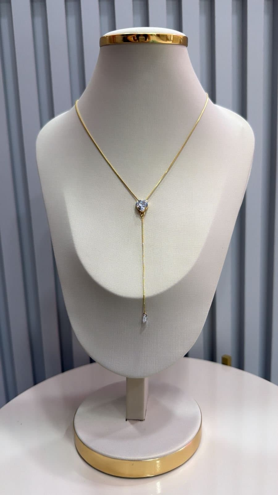 Colar Gravatinha Pedra