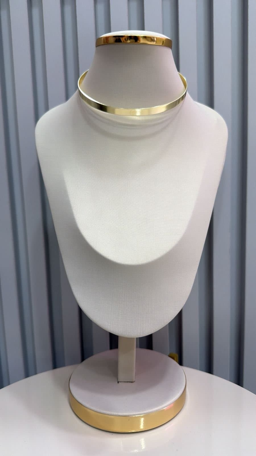 Colar Choker Balzani Dourado