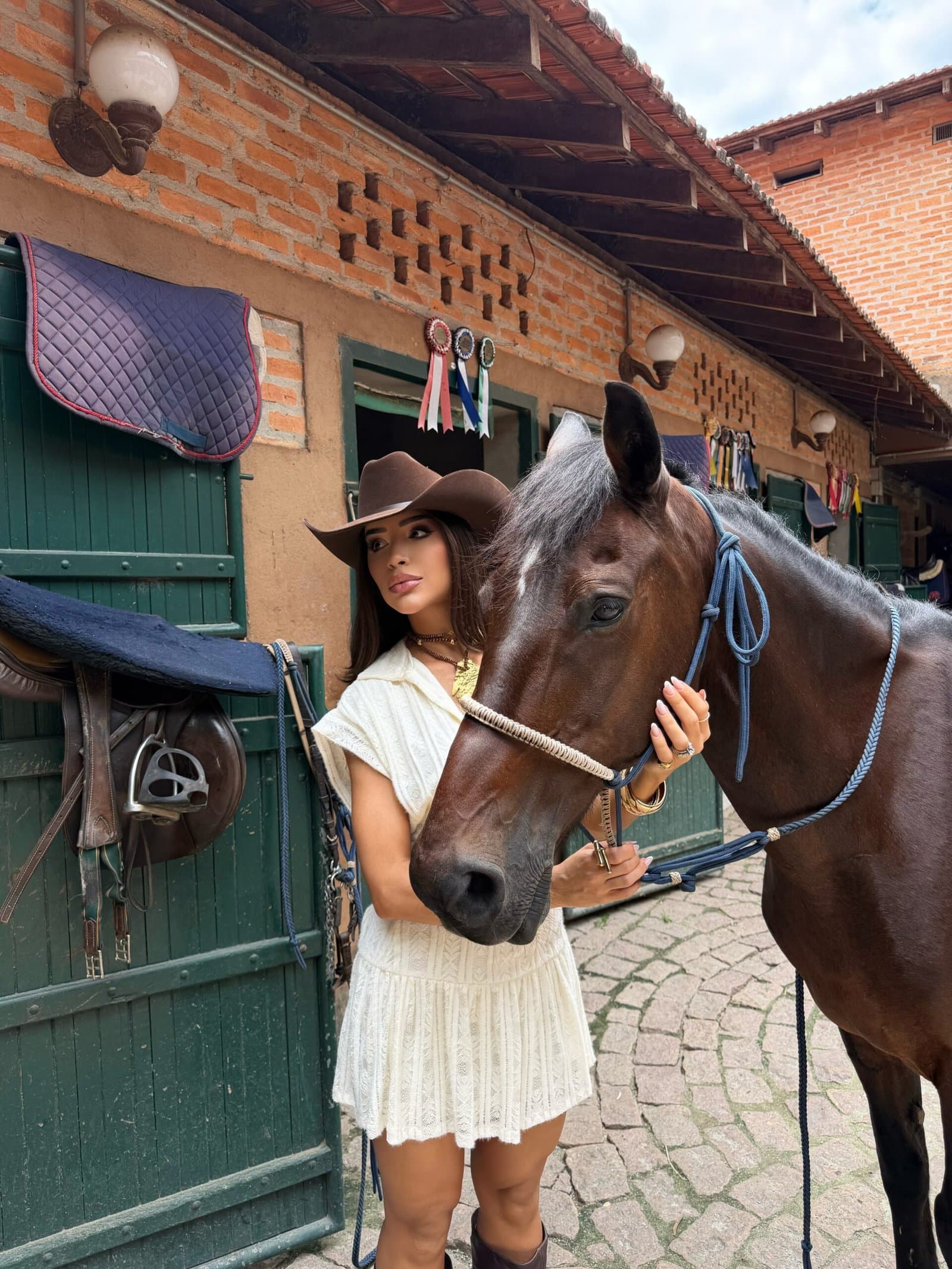 Conjunto Palloncina - Top de Botões e Saia Cintura Alta Branco