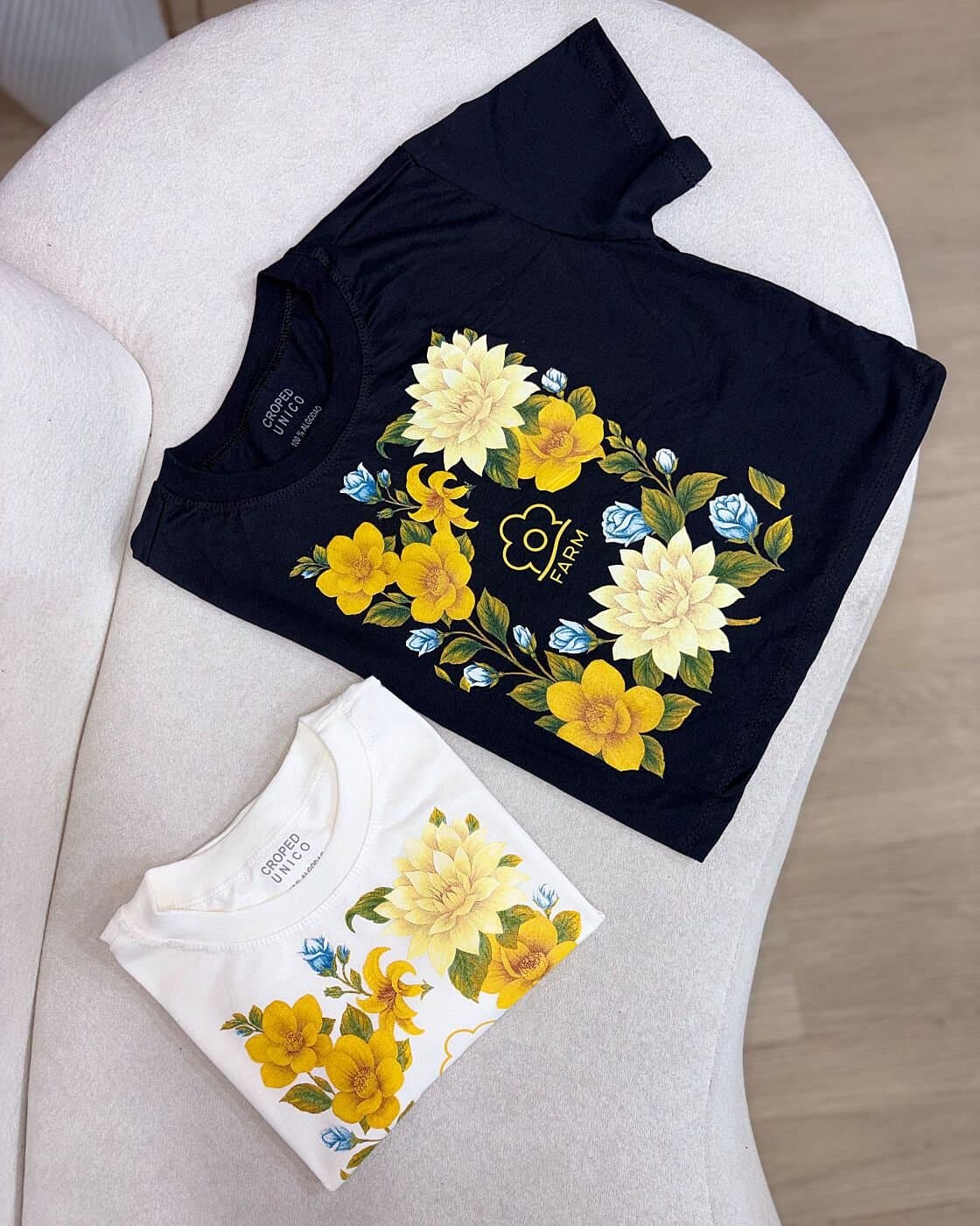Cropped T-shirts Flower
