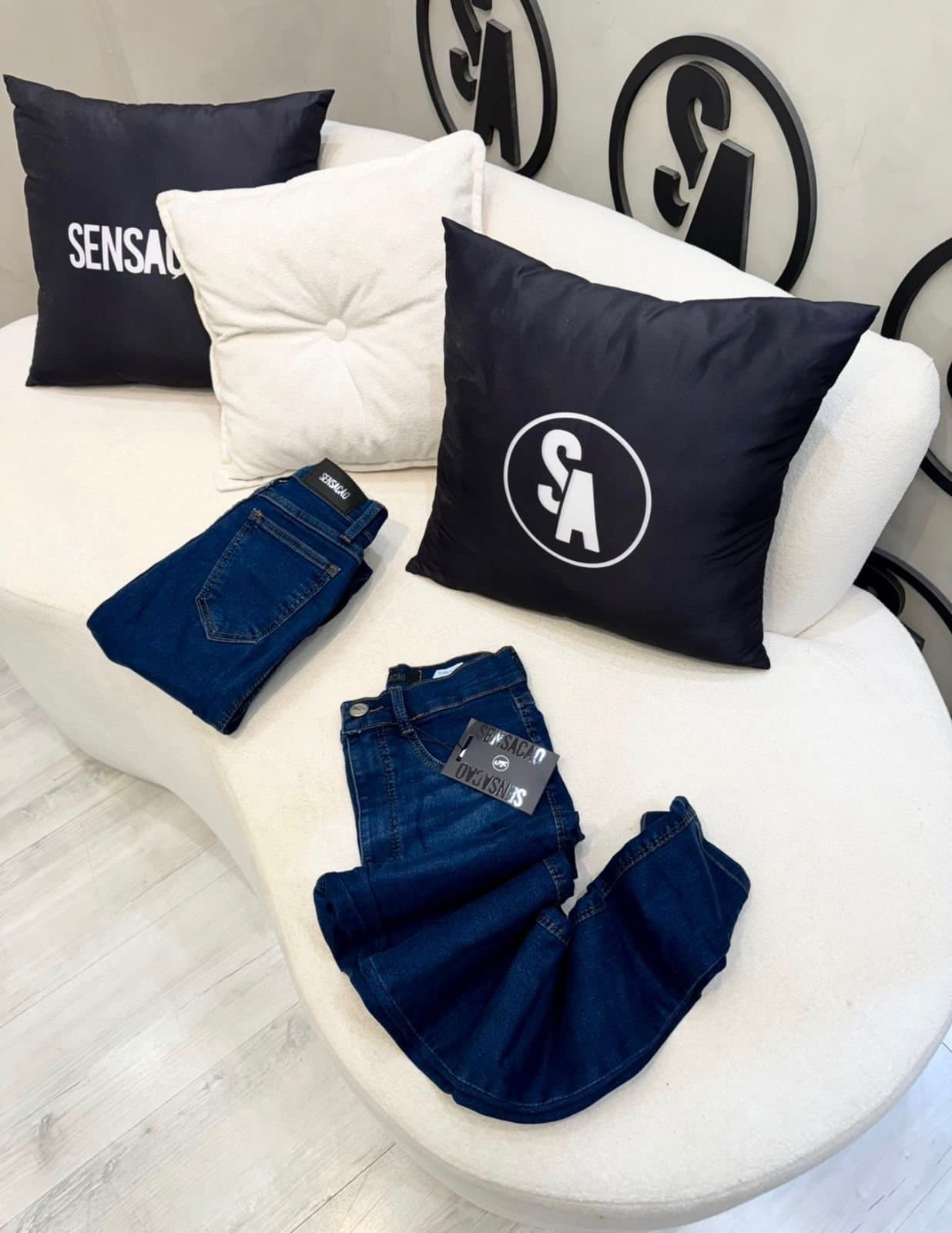 Calça Jeans Sensação Skinny Escuro