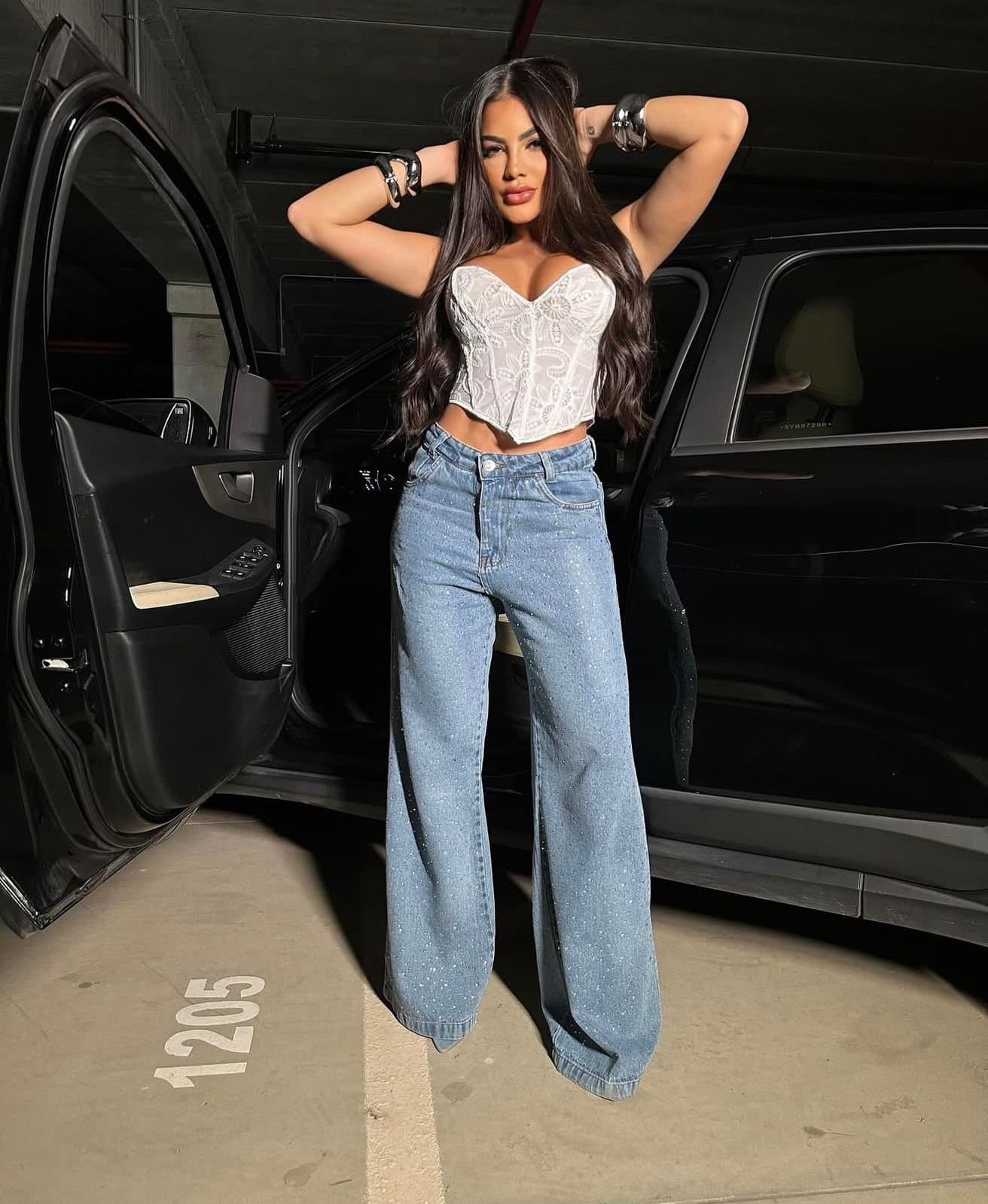 Calça Jeans Sensação Wide Leg com Strass