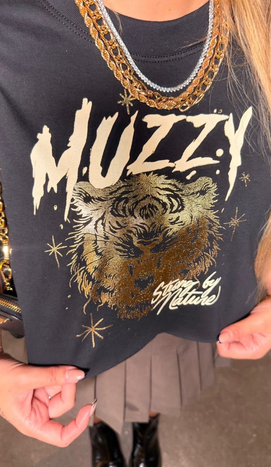 T-shirts Cropped Muzzy Metalizado