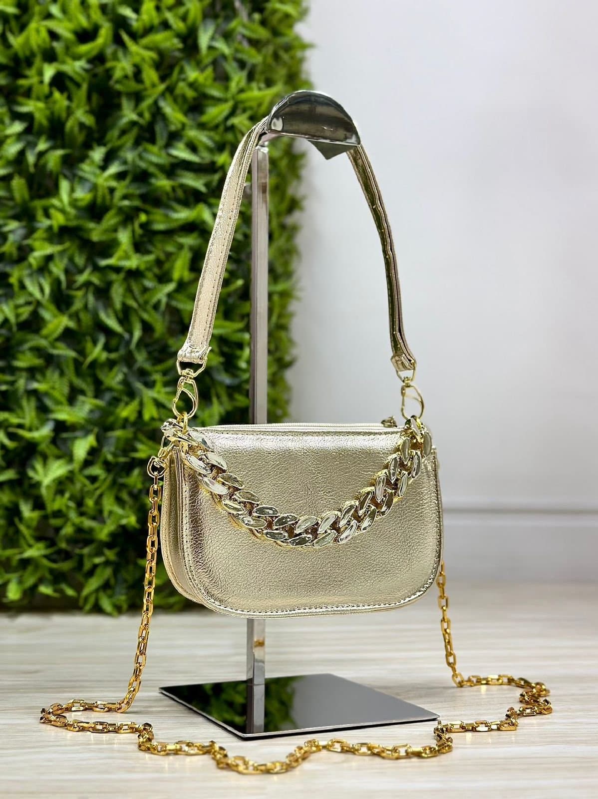 Bolsa Crossbody com Corrente Grumet Grossa