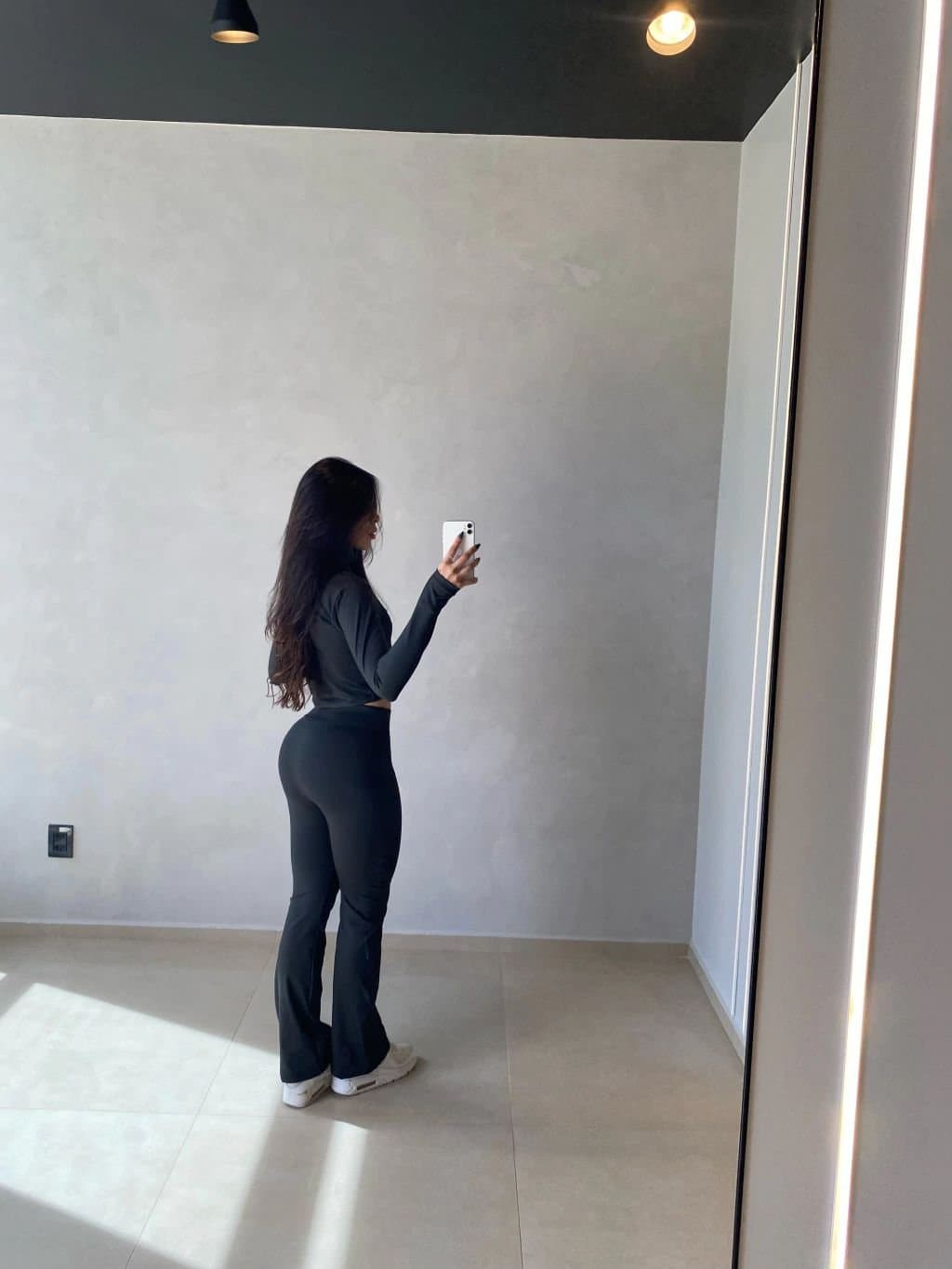 Conjunto Calça Flare + Jaquetinha