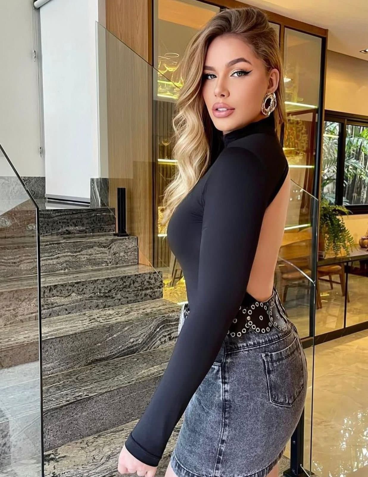 Body Costas Abertas com Luvinha