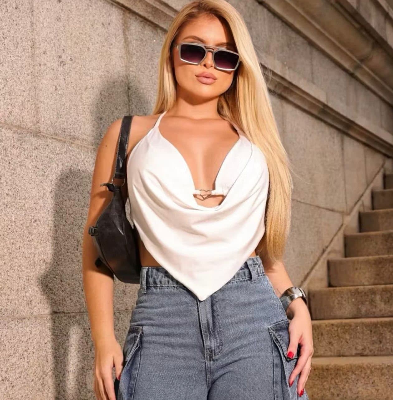 Cropped com Coração Gola Boba