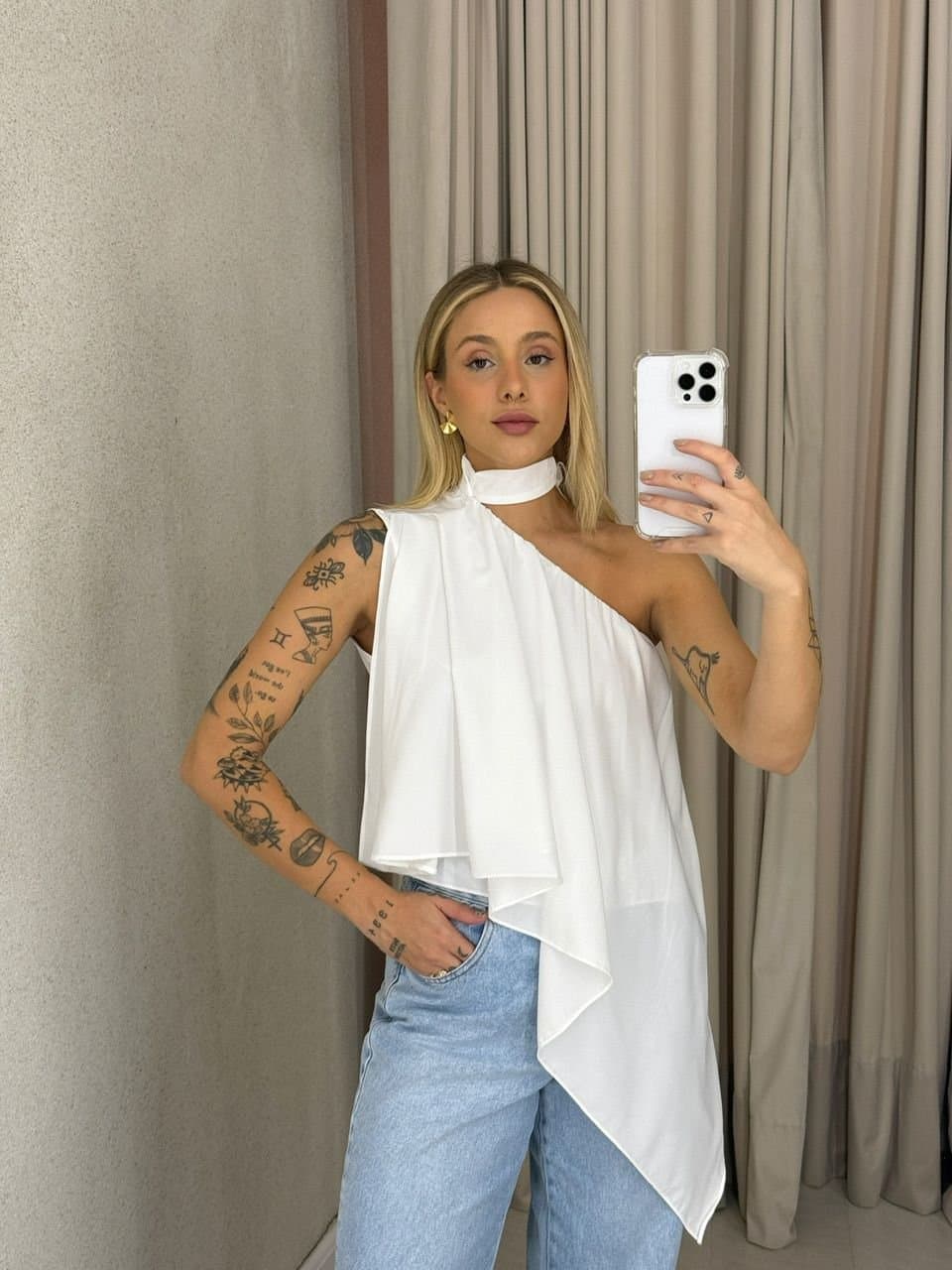 Bata Assimétrica Choker