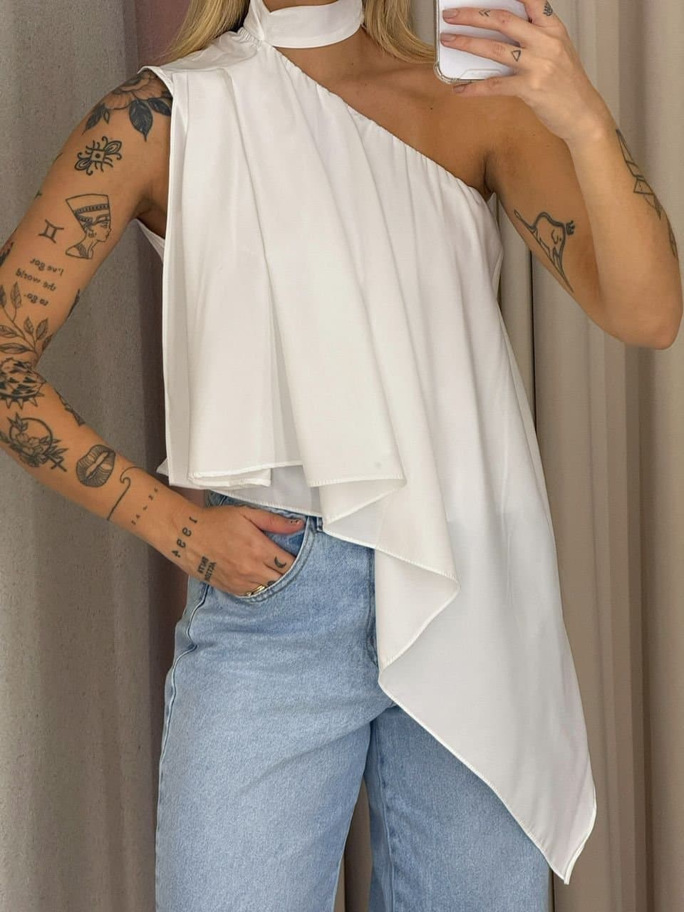 Bata Assimétrica Choker