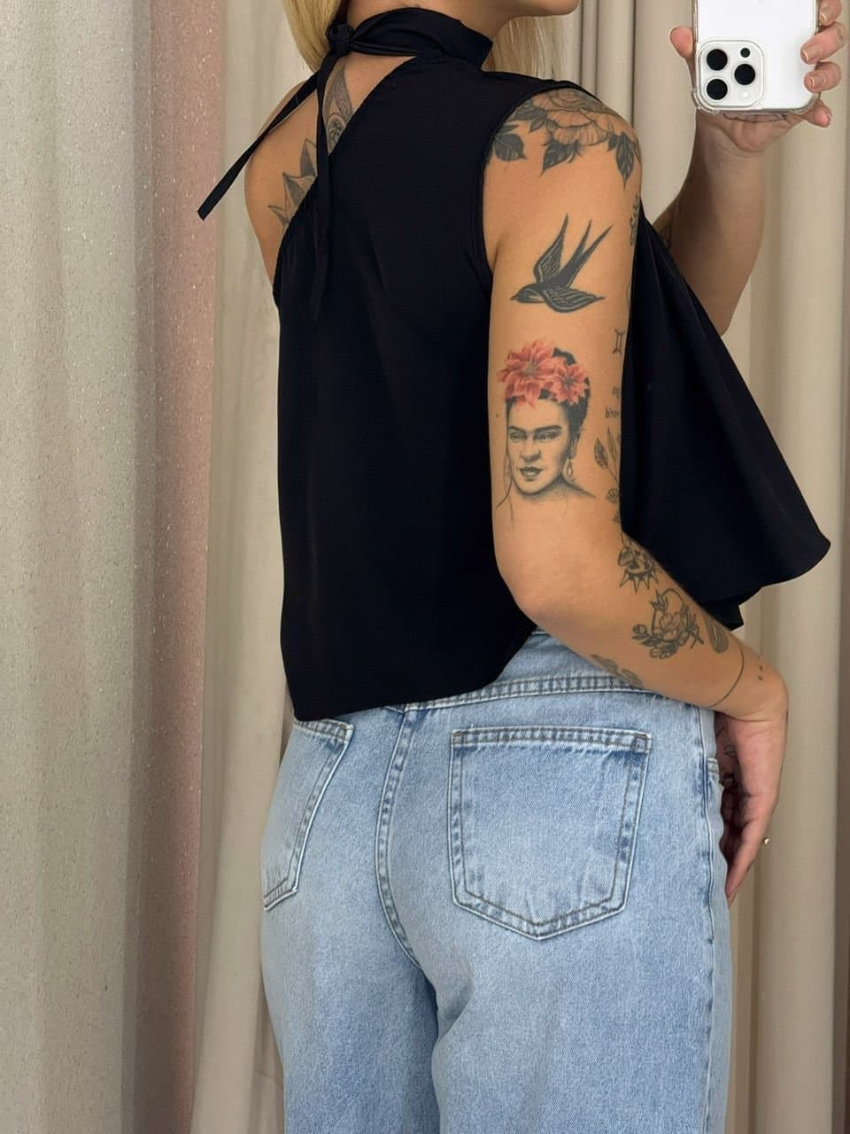 Bata Assimétrica Choker