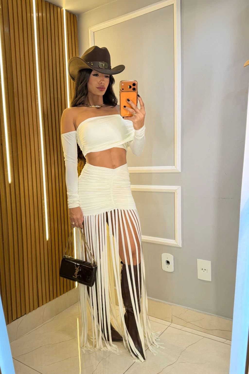 Conjunto Suede com franjas Antônia