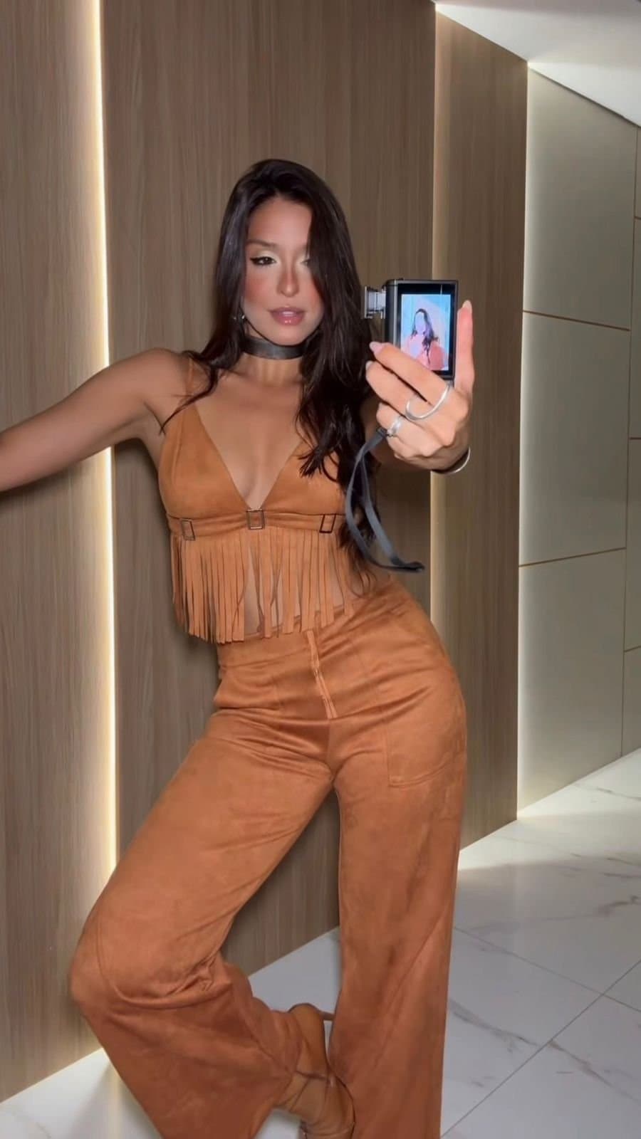 Conjunto Suede de Calça e Franjas