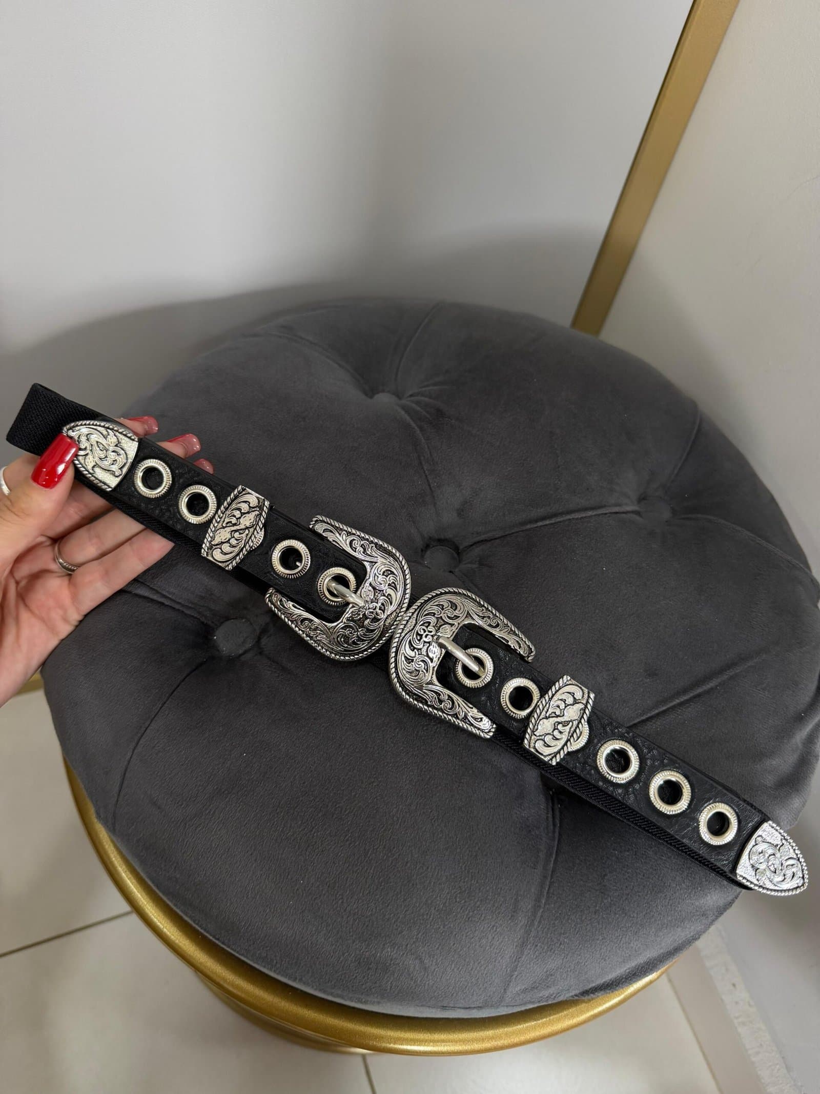 Cinto 2 Fivelas Prata Olhos Elástico Preto