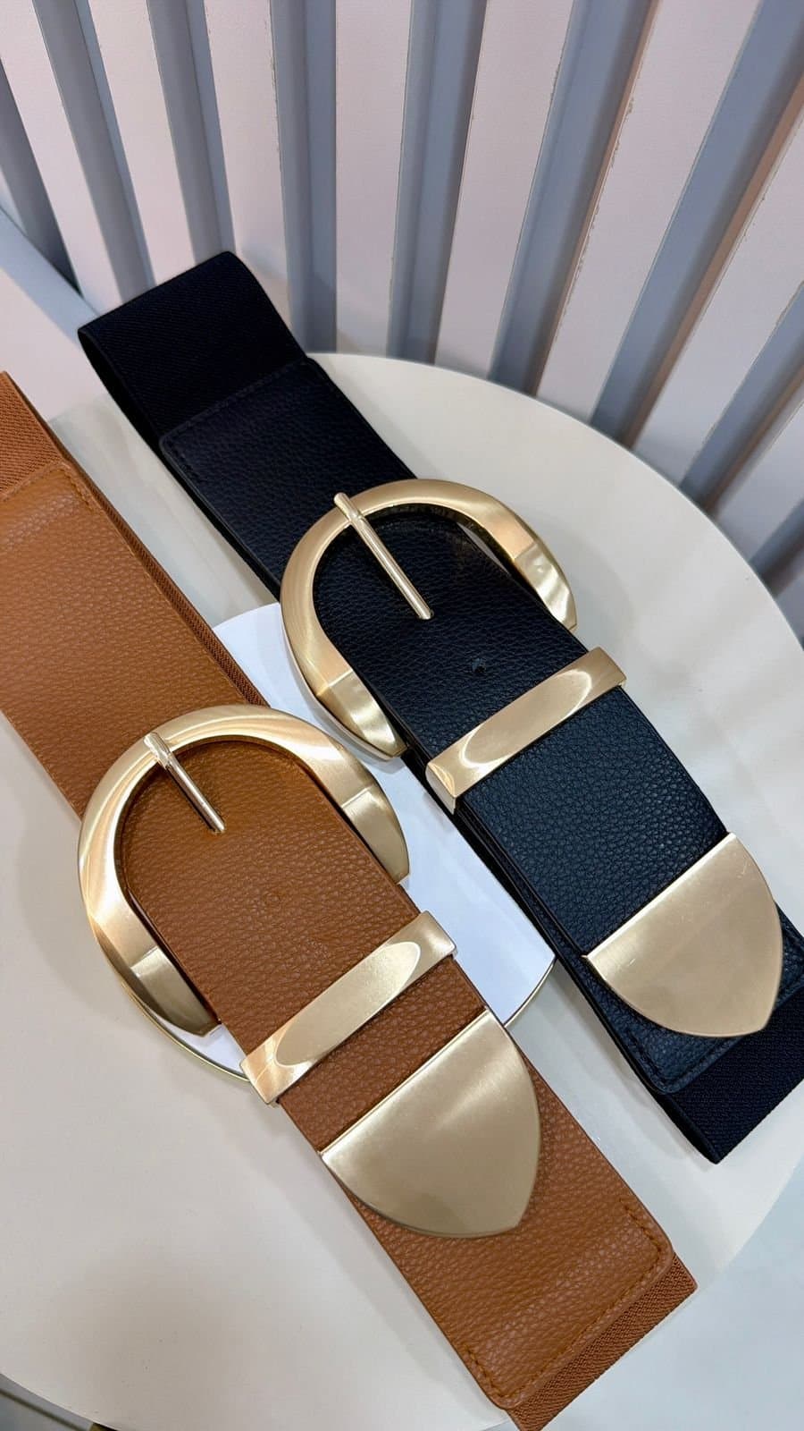 Cinto Grosso Fivela Dourada com Elástico