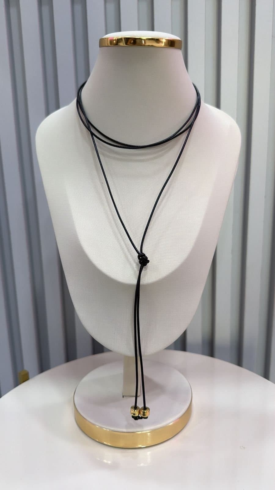 Colar Gravatinha Liso Cordinha Preto