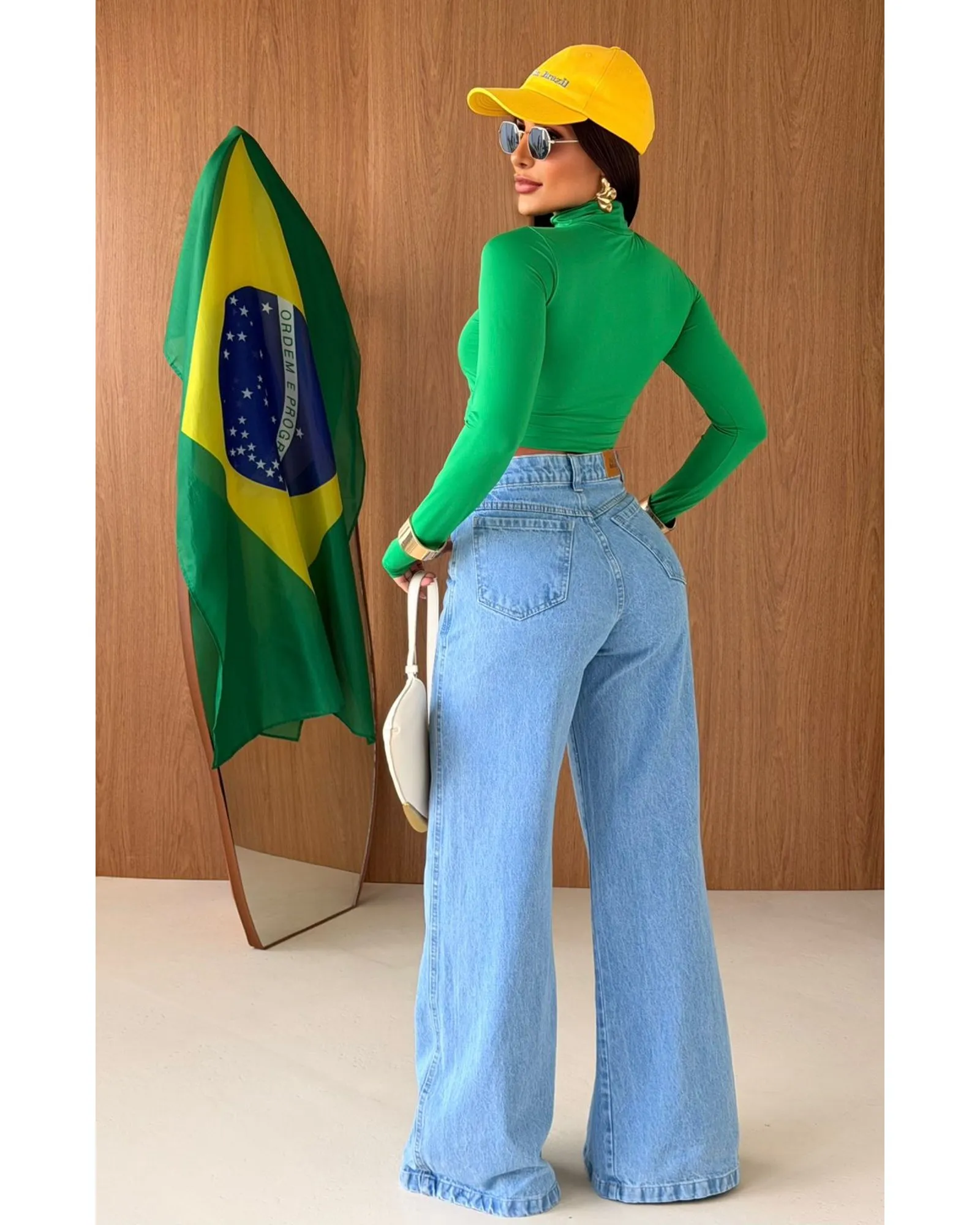 Cropped Brasil Manga Longa Luvinha