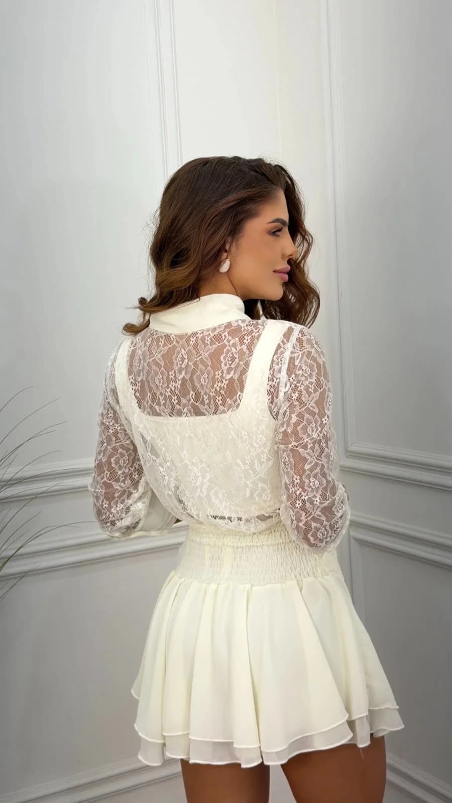 Vestido/macaquinho Chiffon com Renda