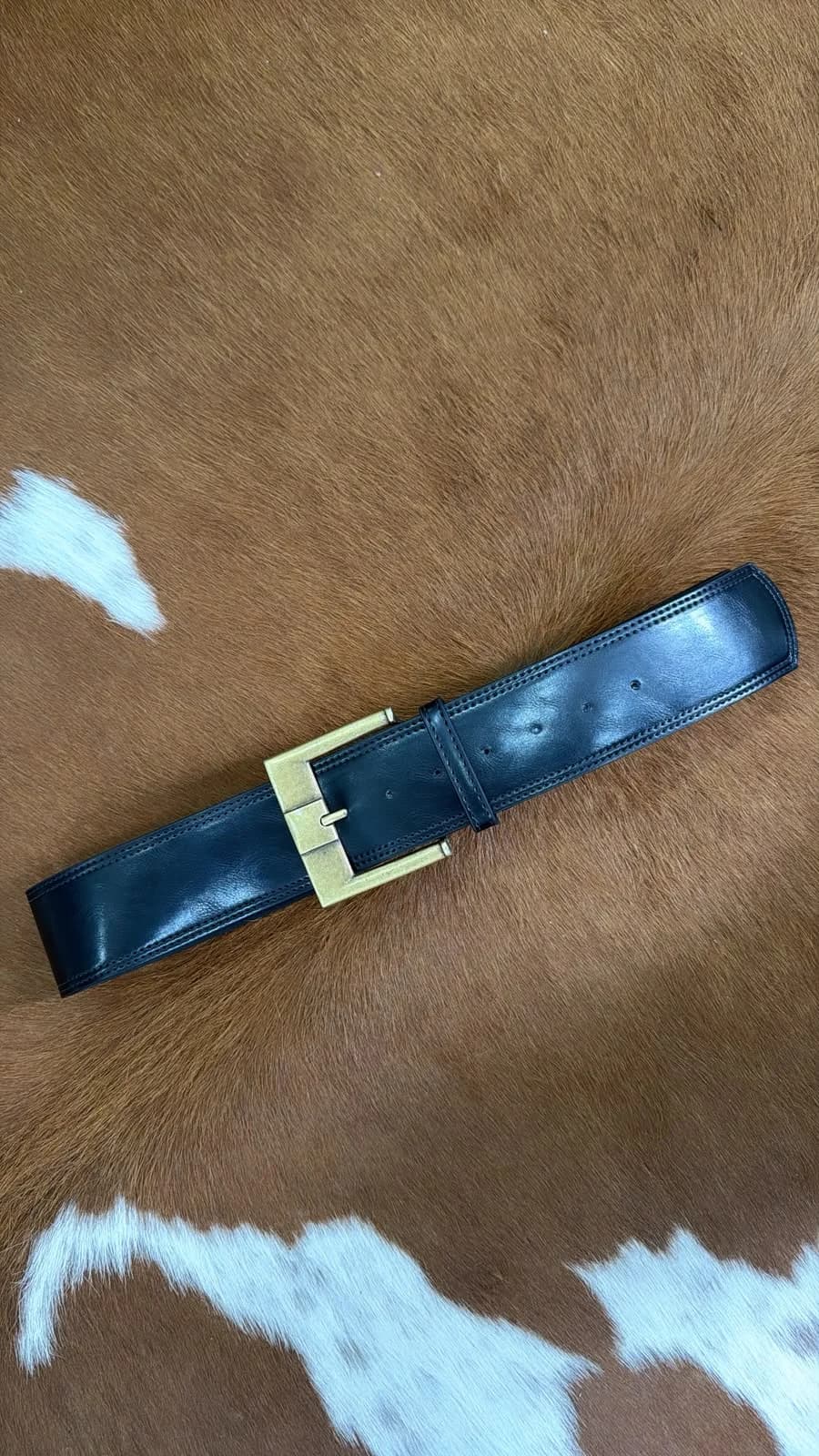 Cinto Preto Largo Fivela Quadrada Dourado Envelhecido