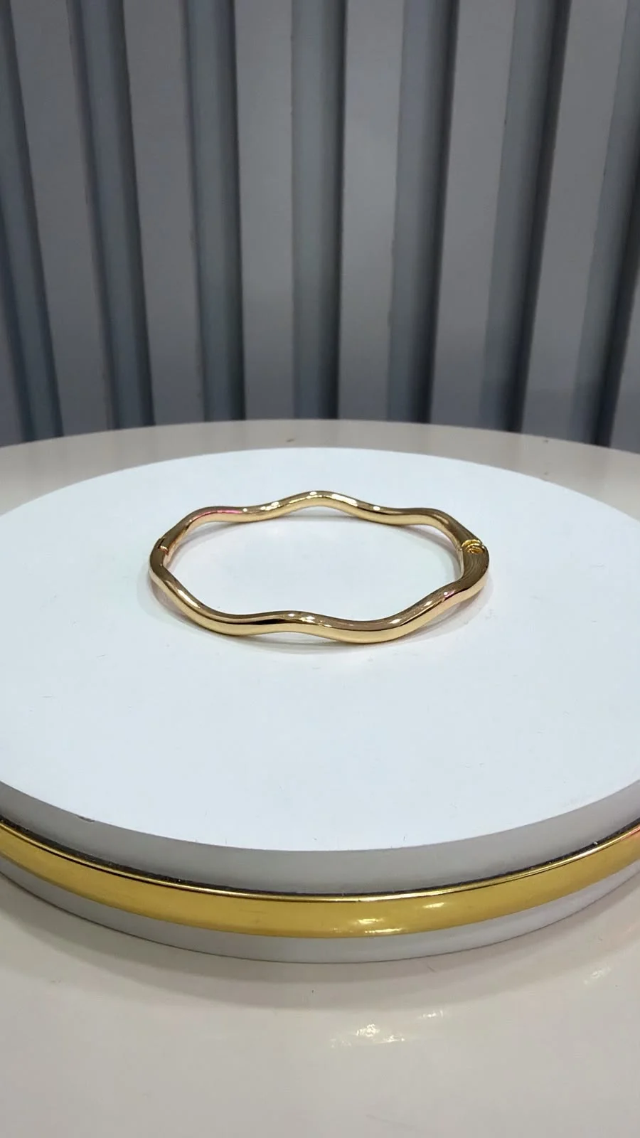Bracelete Ondas Dourado