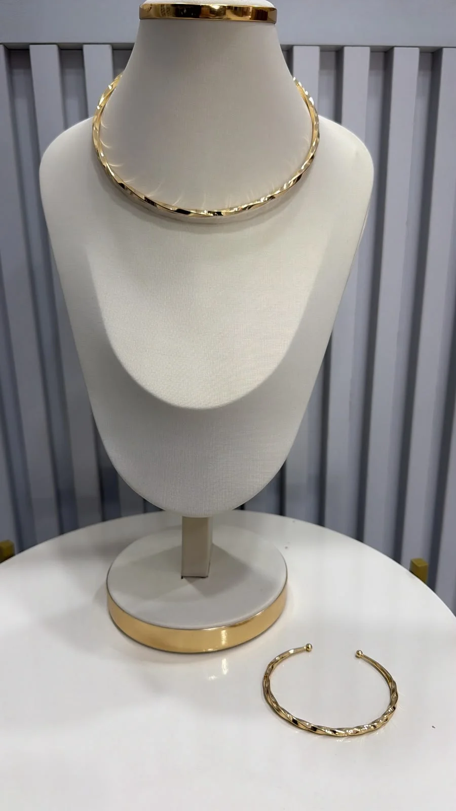 Conjunto de Colar + Bracelete Selma