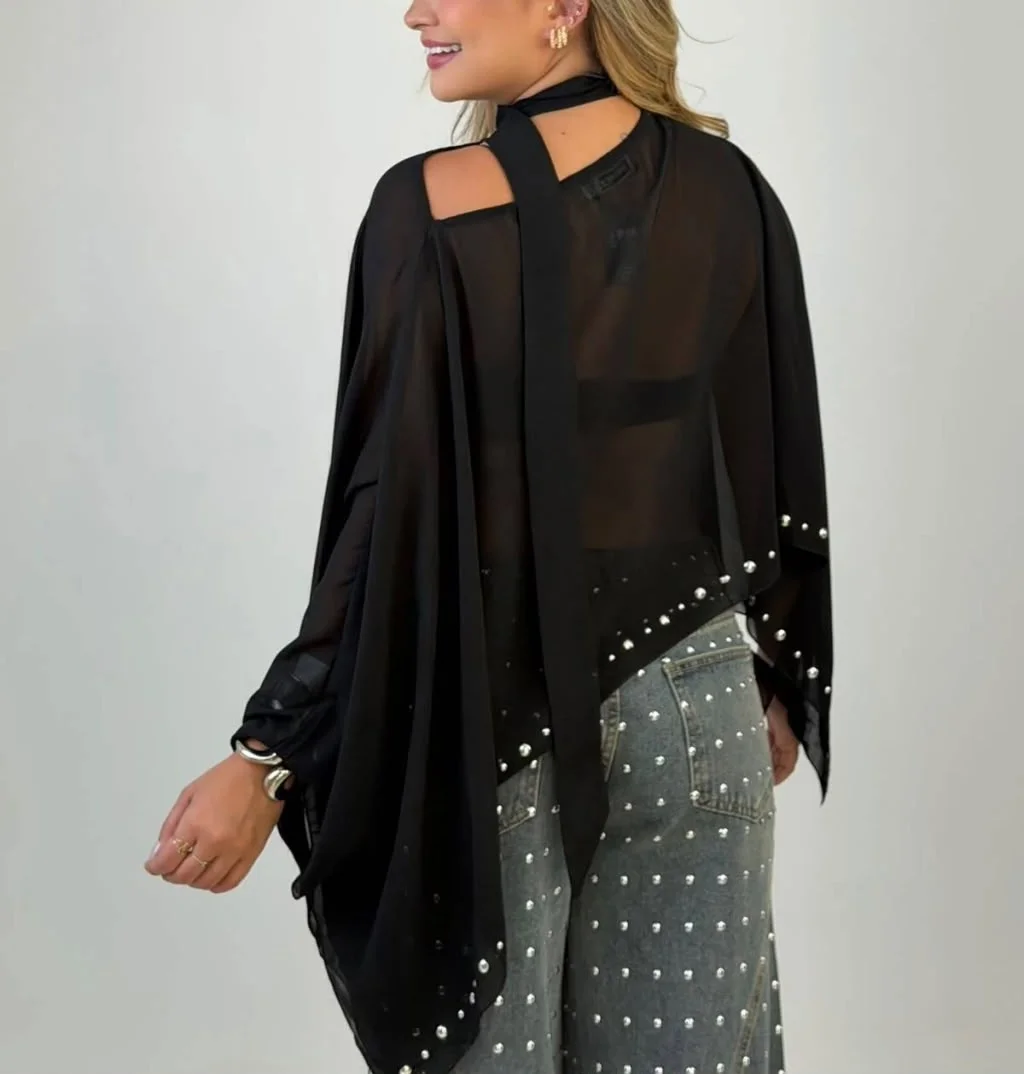 Blusa Bata de Tule Choker com Aplicação