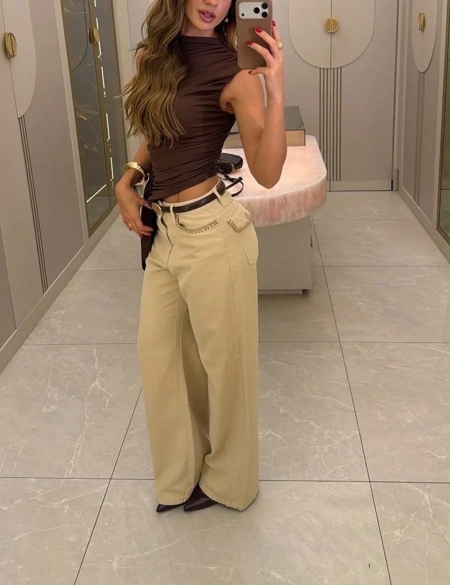 Blusa Sabrina Assimétrica