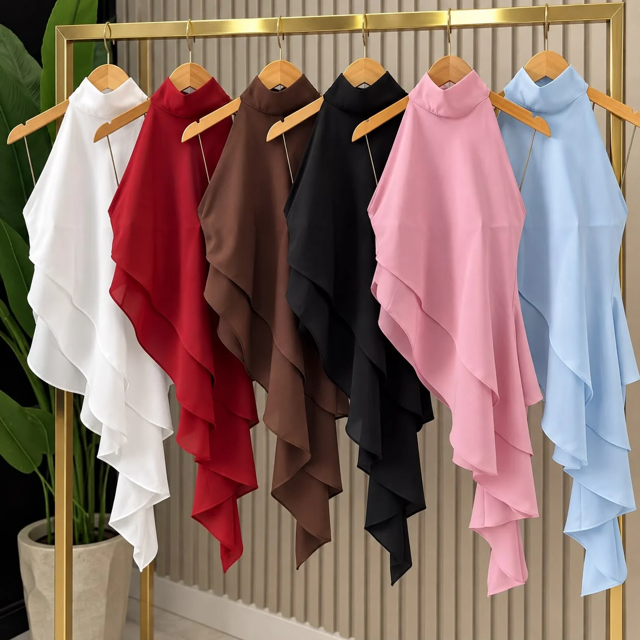 Blusa Bata Assimétrica com Babados