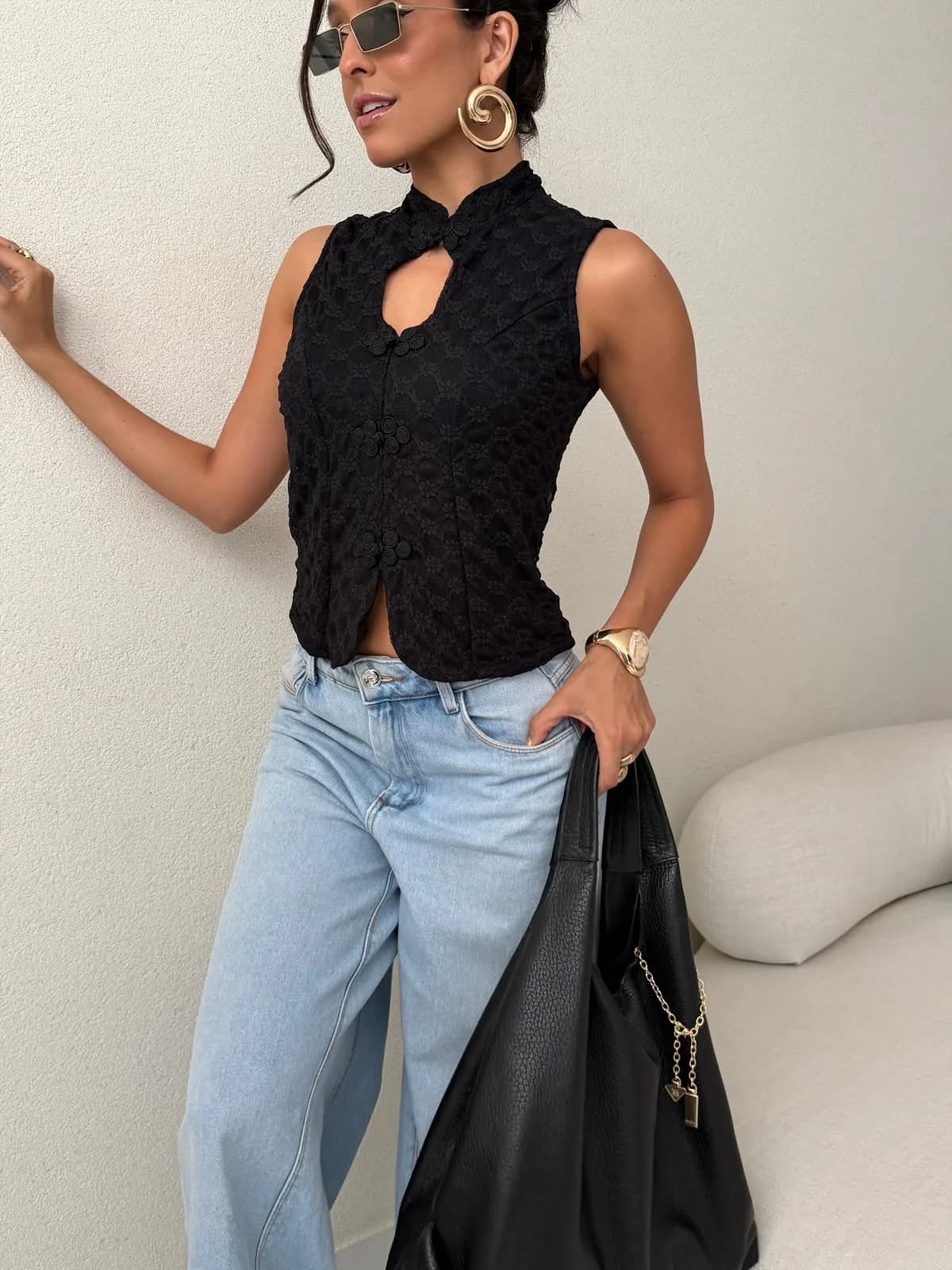 Blusa Renda Asiática Fecho Oriental
