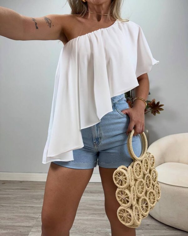 Blusa Bata Canoa Aassimétrica Branco - Imagem 2