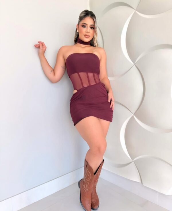 Vestido Body De Tule com Choker Bordo