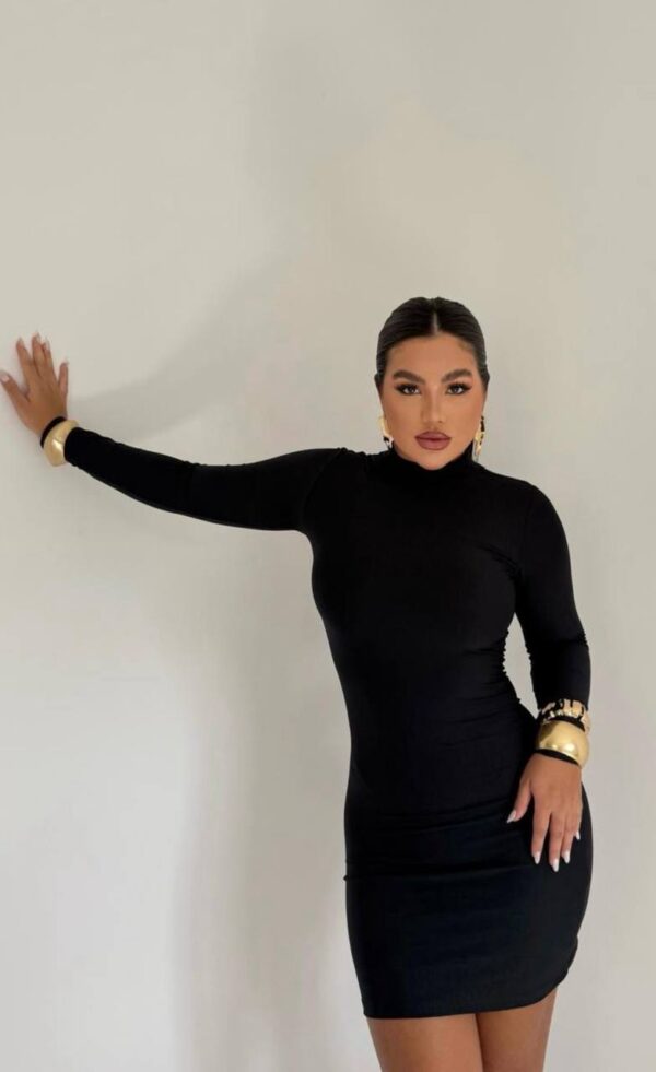 Vestido Golinha Suplex Preto Ísis - Imagem 4