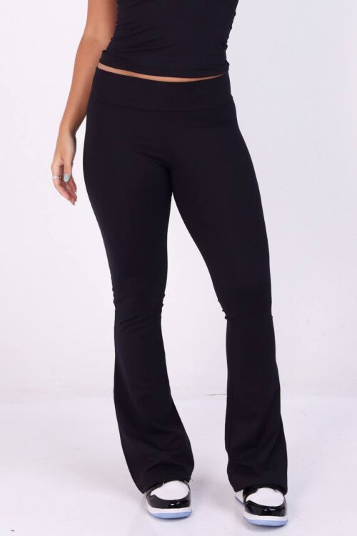 Calça Flare Poliamida Preta