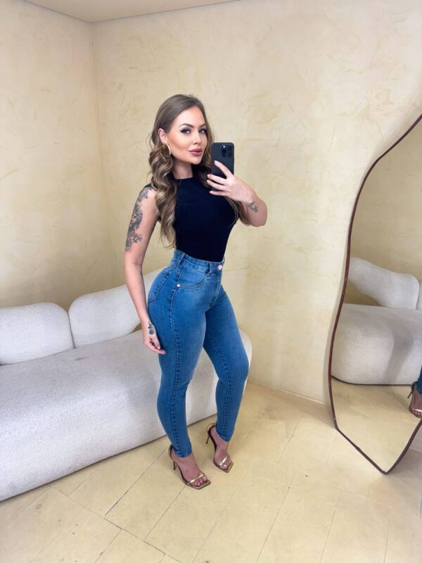 Calça Jeans Marca Beijo Doce Tati