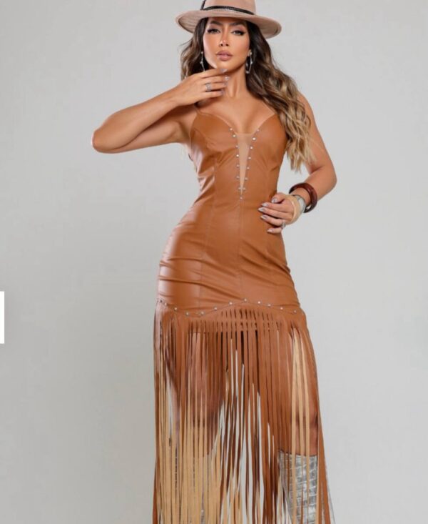 Vestido Longo Franjas Pedraria Courino Caramelo - Imagem 3