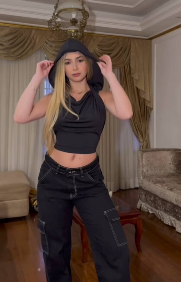 Cropped Com Capuz Gringa Preto - Imagem 5