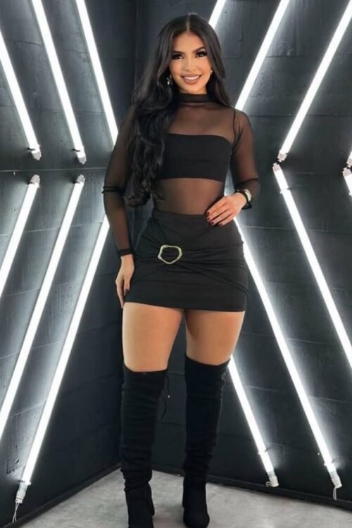 Saia Shorts Preto Com Fivela Dourada