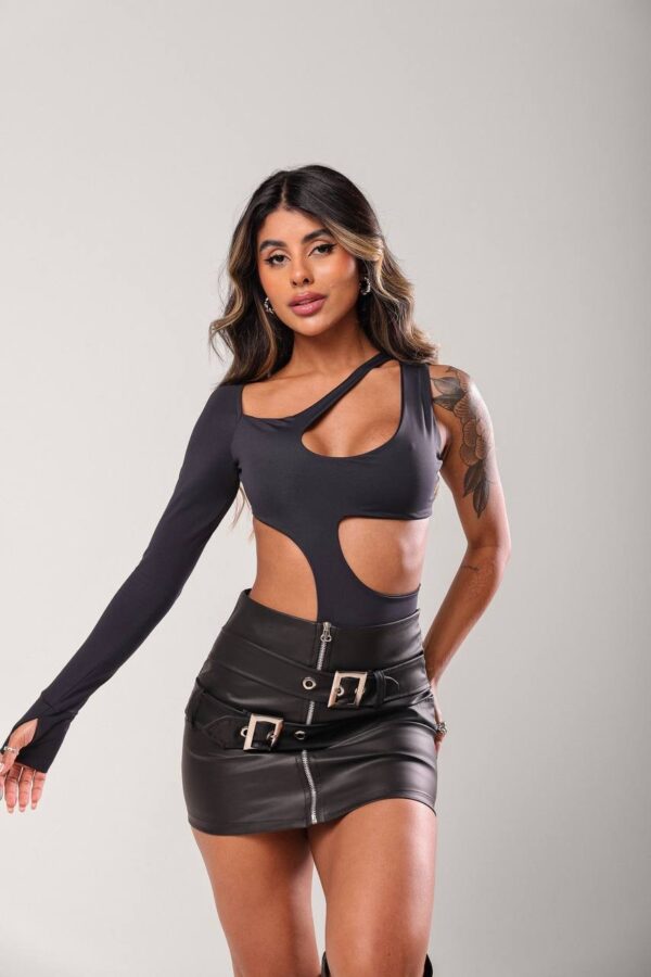Saia Cora Courino Preto - Imagem 4
