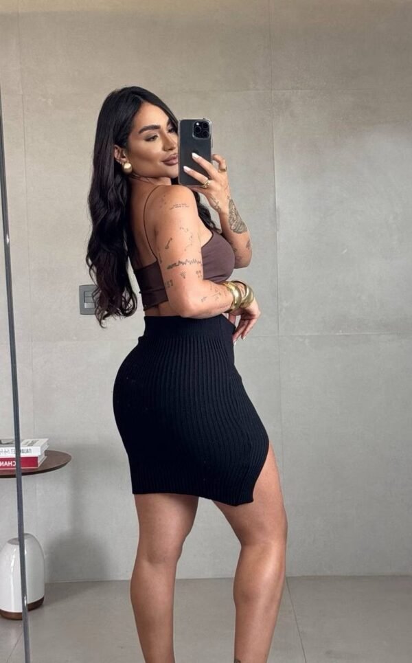 Saia Modal com Fenda Preta - Imagem 2