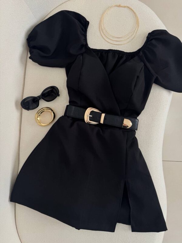 Cinto Elástico Preto Com Fivela Dourada