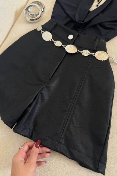 Shorts Courino Raissa Preto