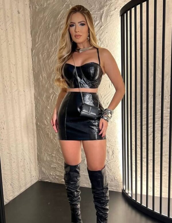 Conjunto Courino Thaís Preto