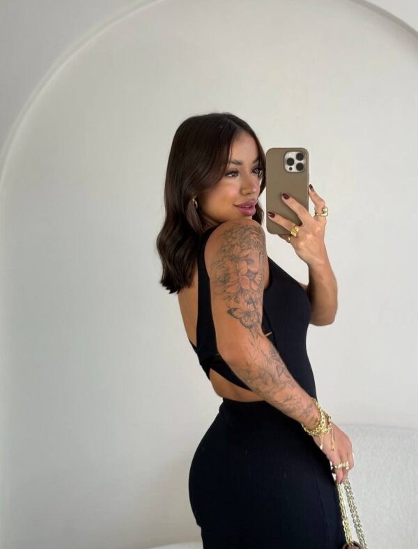 Vestido Longo Canelado Premium Costas Cruzadas Preto - Imagem 3