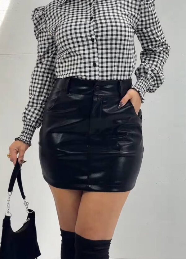 Saia Courino Resinado Preto